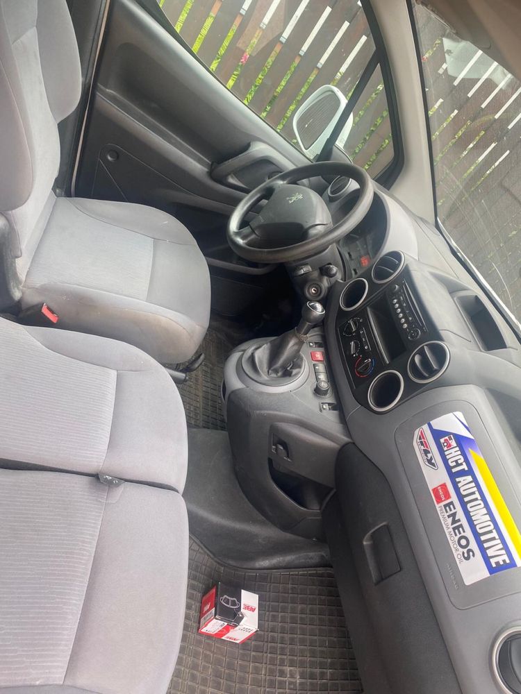 Продам Peugeot Partner