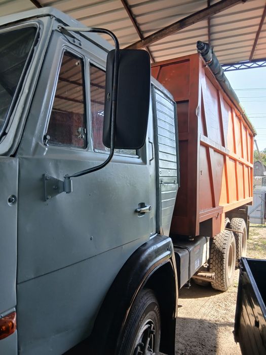 Продам камаз самосвал