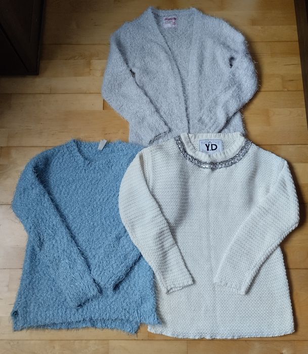 Swetry dziewczęce 3 sztuki