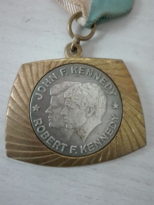 Medal z 1968r kolekcjonerski