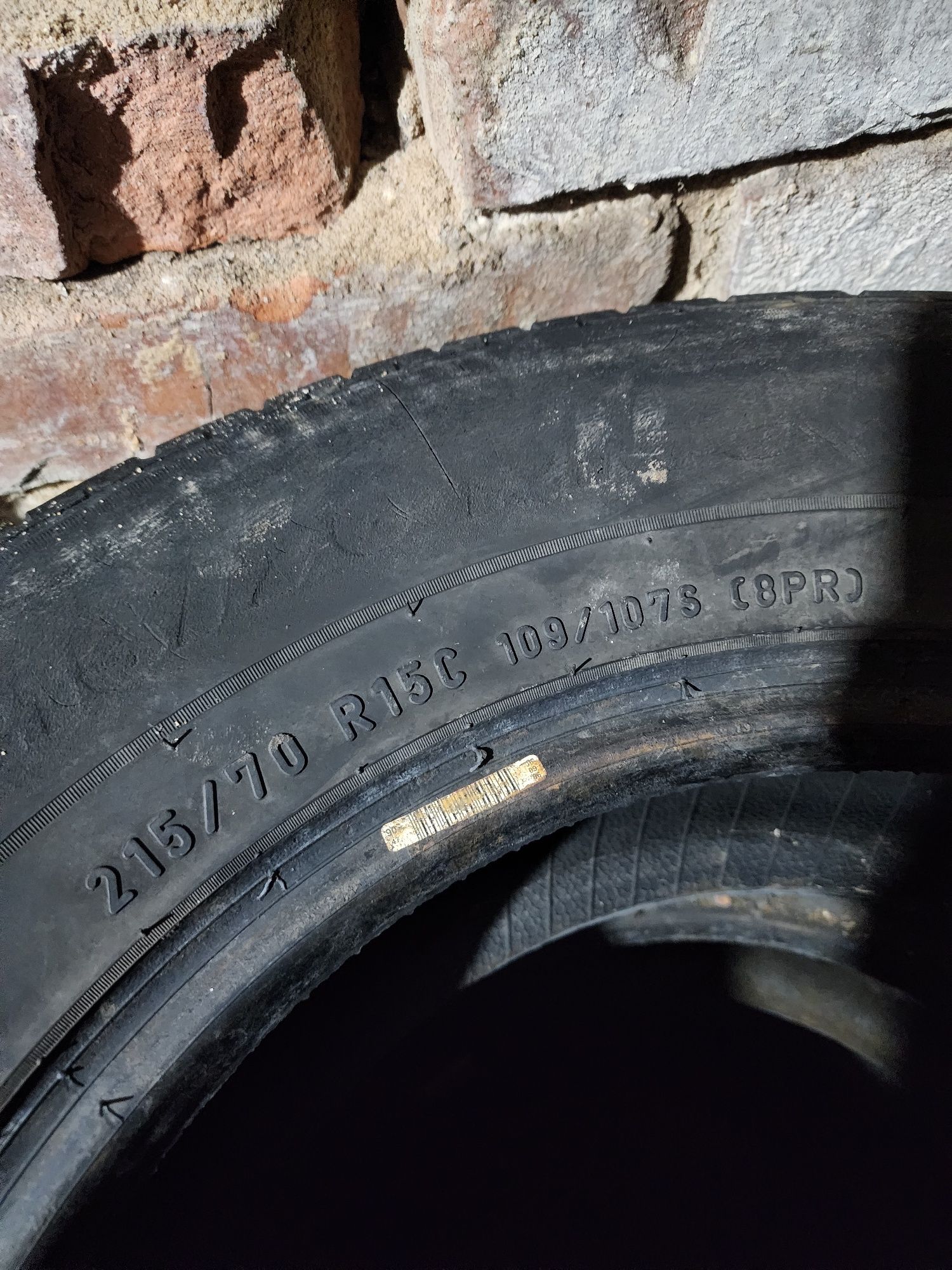 Шини літні Pirelli 215/70 R15C