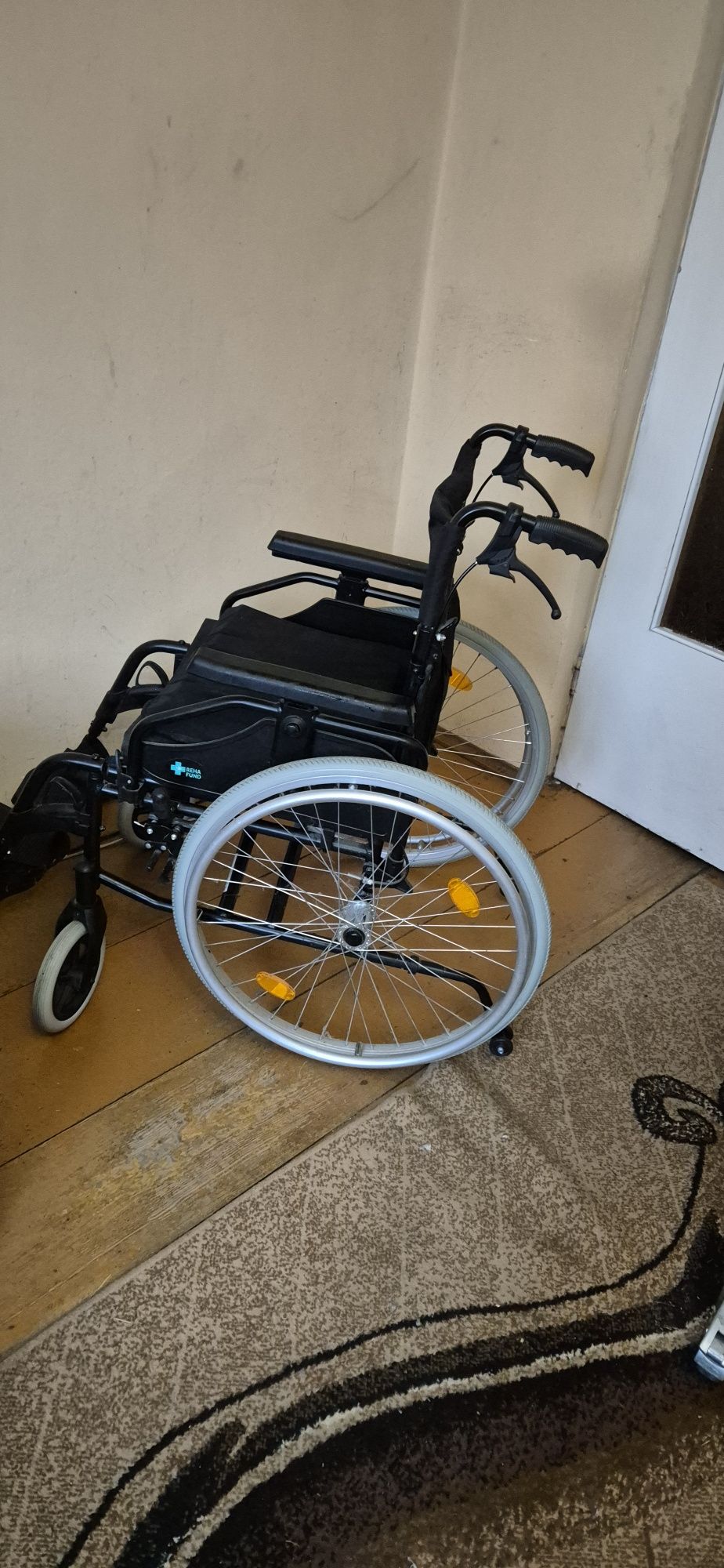 Sprzedam wózek inwalidzki.