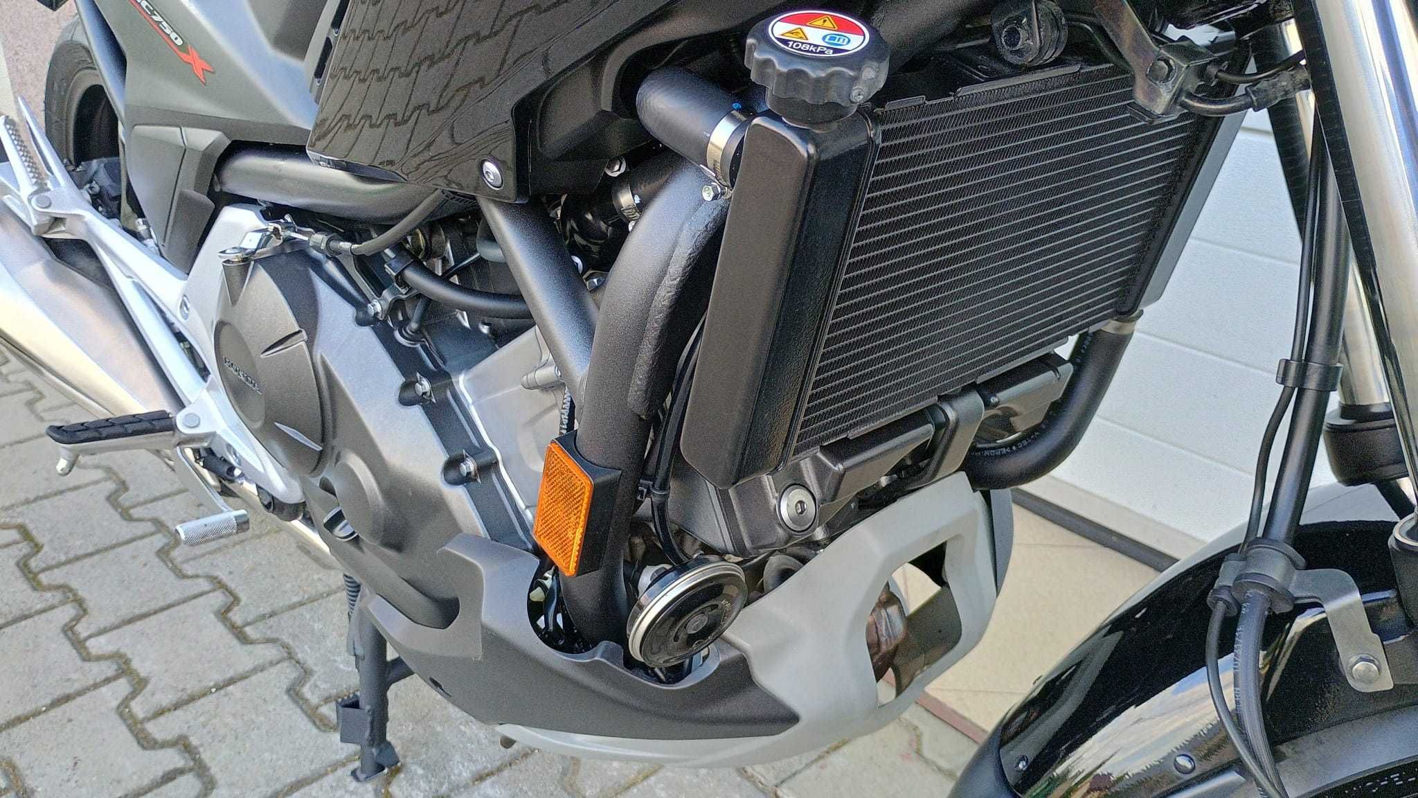 HONDA NC 750X r.2017 + KUFER nc 700 x 750 s mt07 tracer