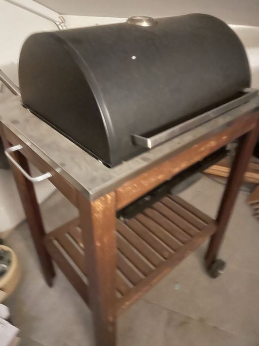 Grelhador ikea com carrinho em inox e madeira