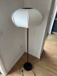 Candeeiro de pé IKEA