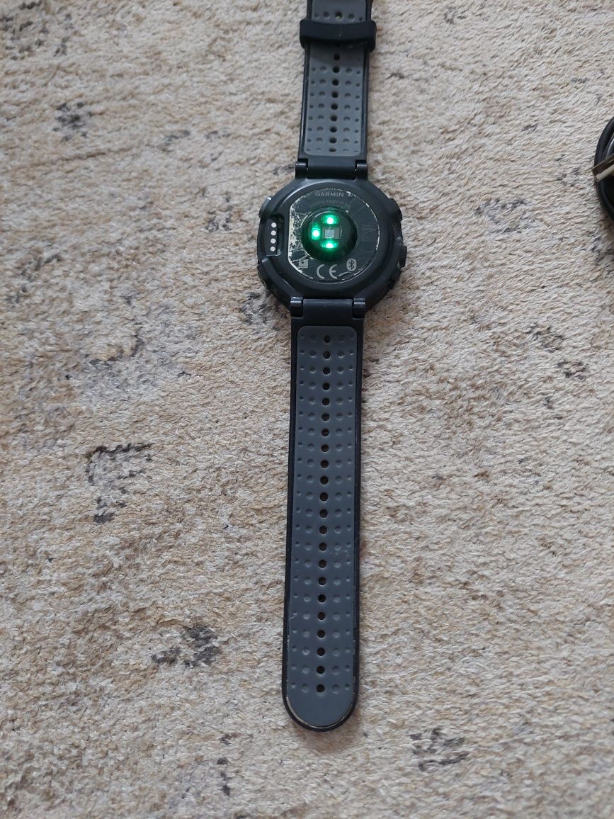 Garmin forerunner 235