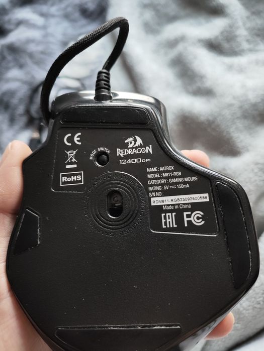 Myszka przewodowa Red Dragon Aatrox M811-RGB idealna do gier MMORPG