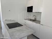 Moradia T2 Completamente Remodelada - Baixa da Banheira - 218.975,00€