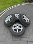 зимова гума Pirelli Cinturato 195/65 R15 + диски Dezent 5x112