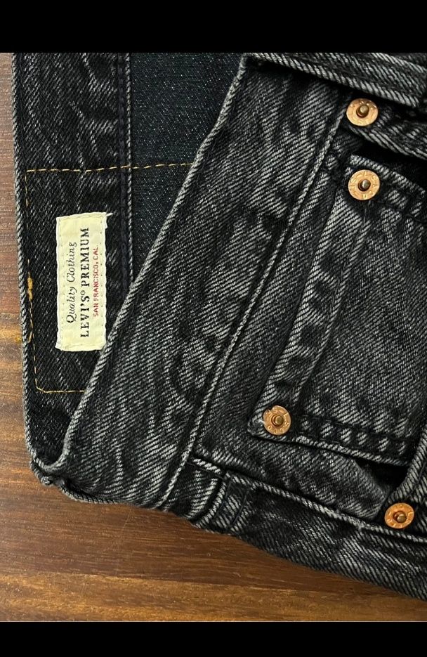 Levi's 501 W32 cinzenta