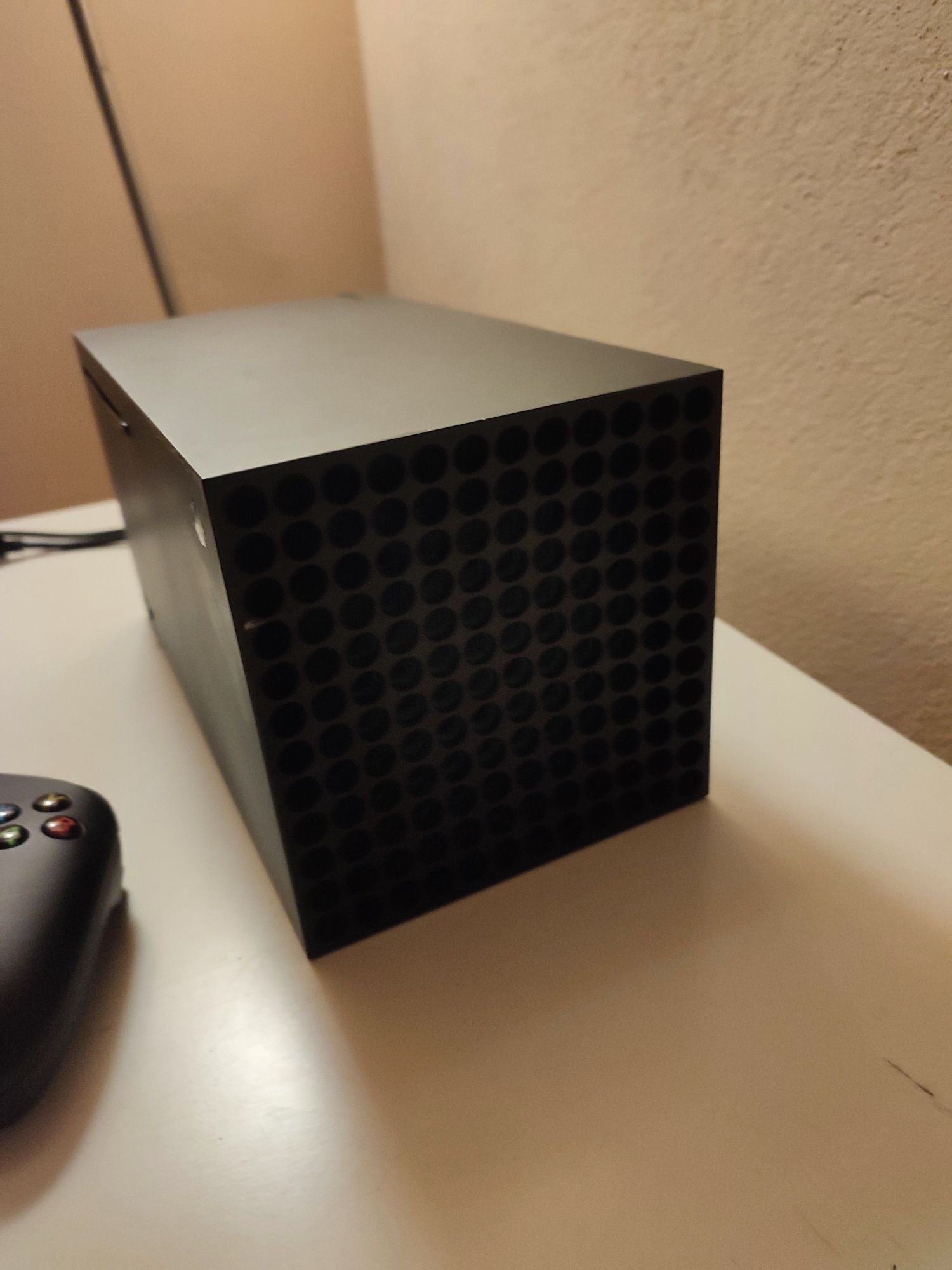 Xbox series X + pad na gwarancji