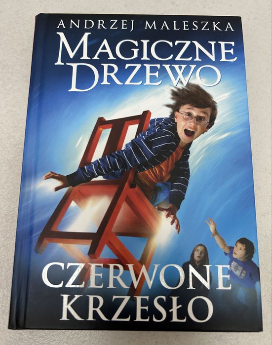 Magiczne Drzewo Czerwone Krzesło