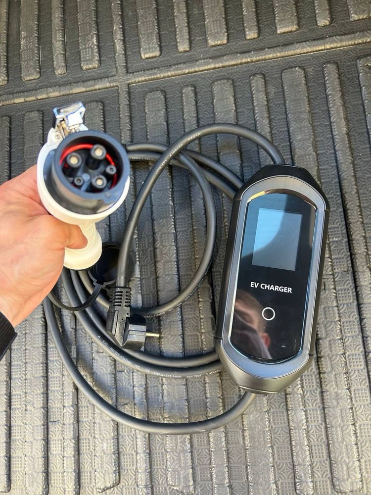 Перехідник  ccs2 to ccs1 для швидкої зарядки ccs2 to tesla