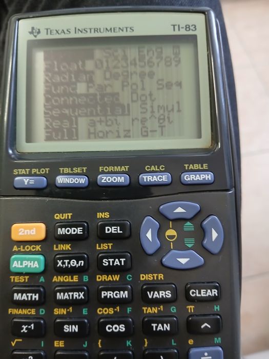 Calculadora Texas TI-83