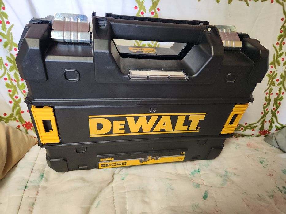 Dewalt Caixa nova  para maquina