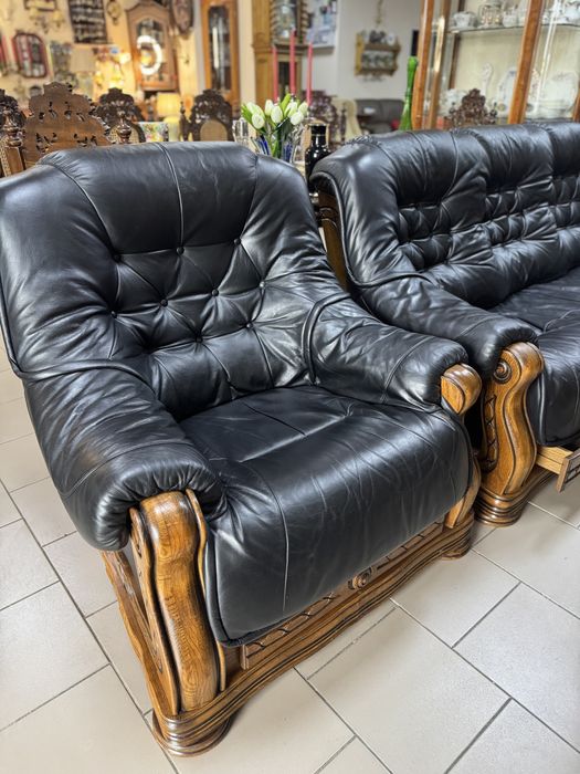 Дивани з натуральної шкіри, декор, посуд, меблі з дерева