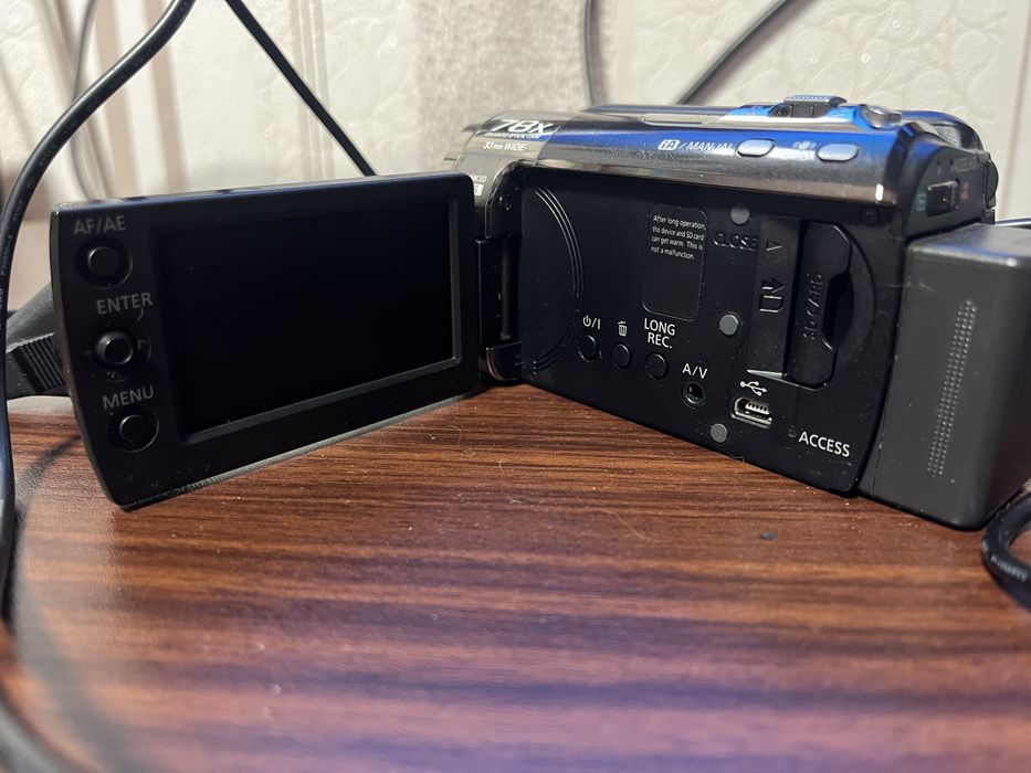 Видеокамера Panasonic SDR-H85