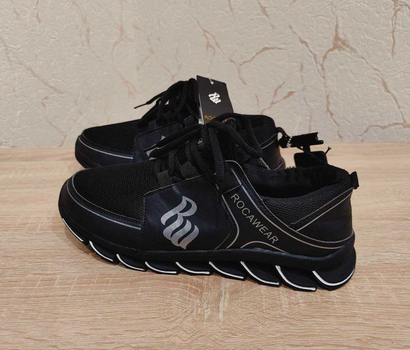 Нові чорні жіночі кросівки Rocawear 42р./26 см