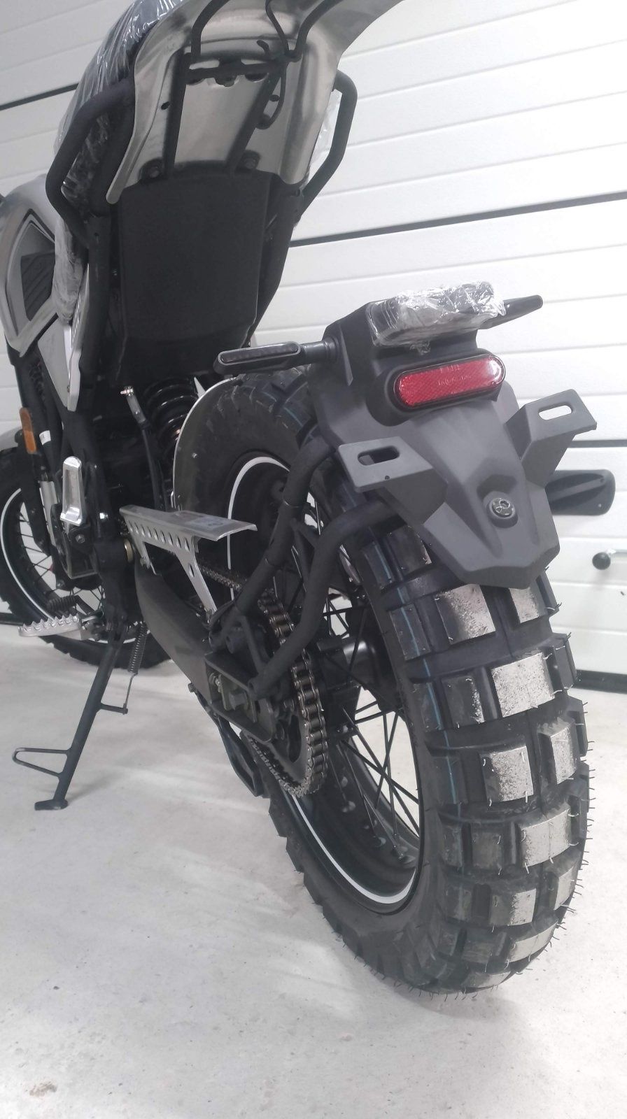 Мотоцикл Geon Scramdler 250куб