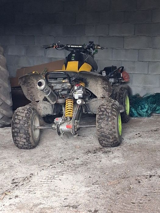Bombardier moto 4 650