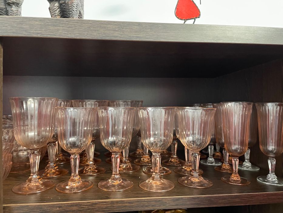 Loiças diversas pratos copos chavenas