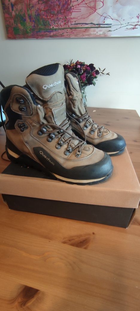 Buty górskie Quechua