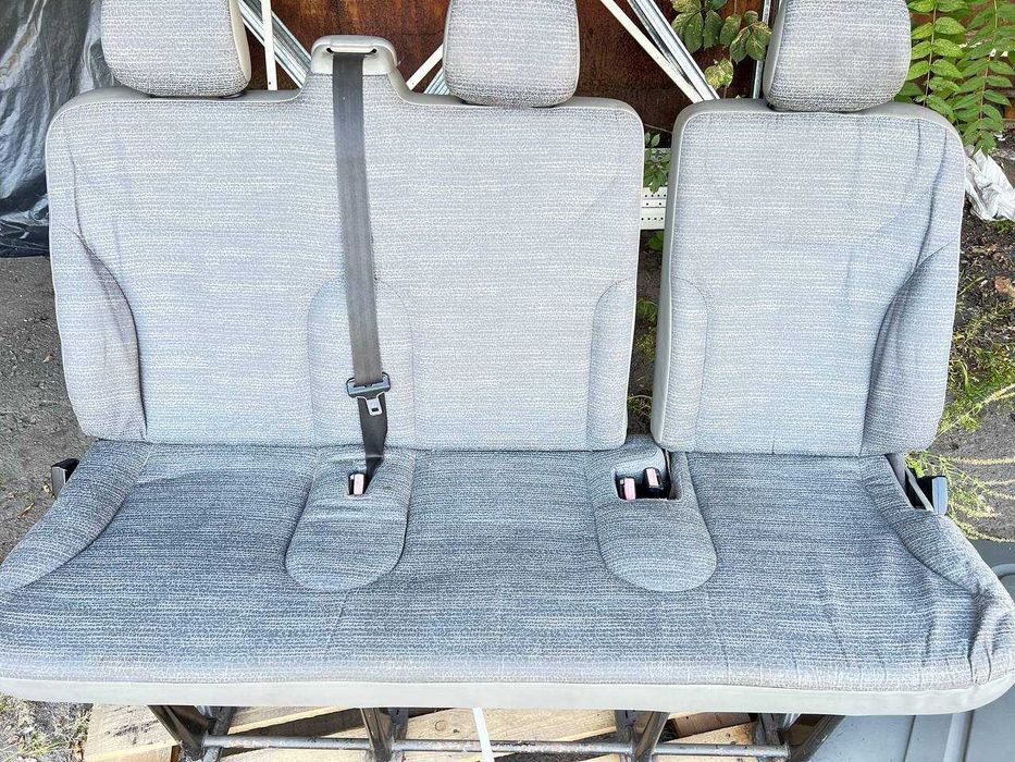 Сиденья задние с ремнями безопасности для RENAULT TRAFIC/VIVARO