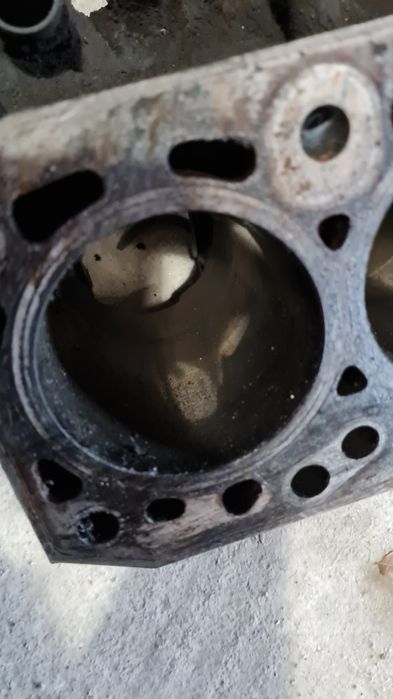 Блок Ford connect или Focus II