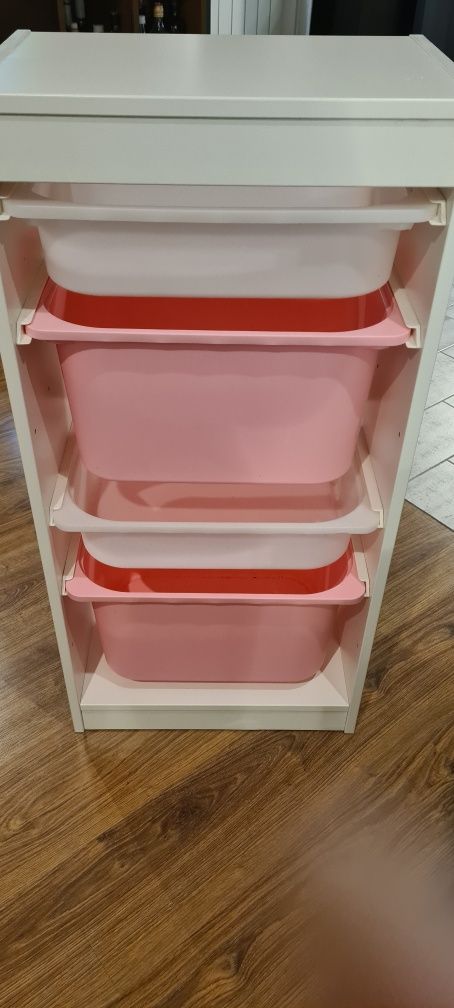 Ikea trofast z pojemnikami