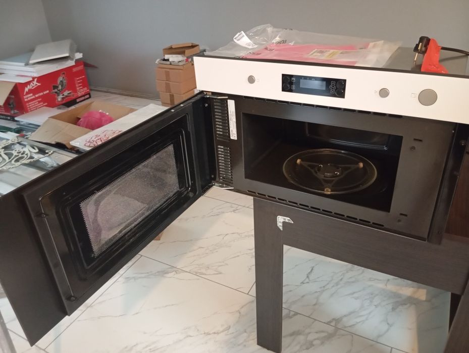 Мікрохвильова піч cylinda