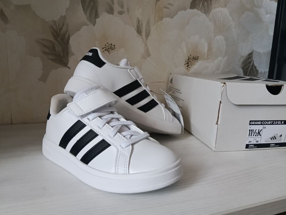 Красовки кросівки крассовки 28 розмір Adidas адидас