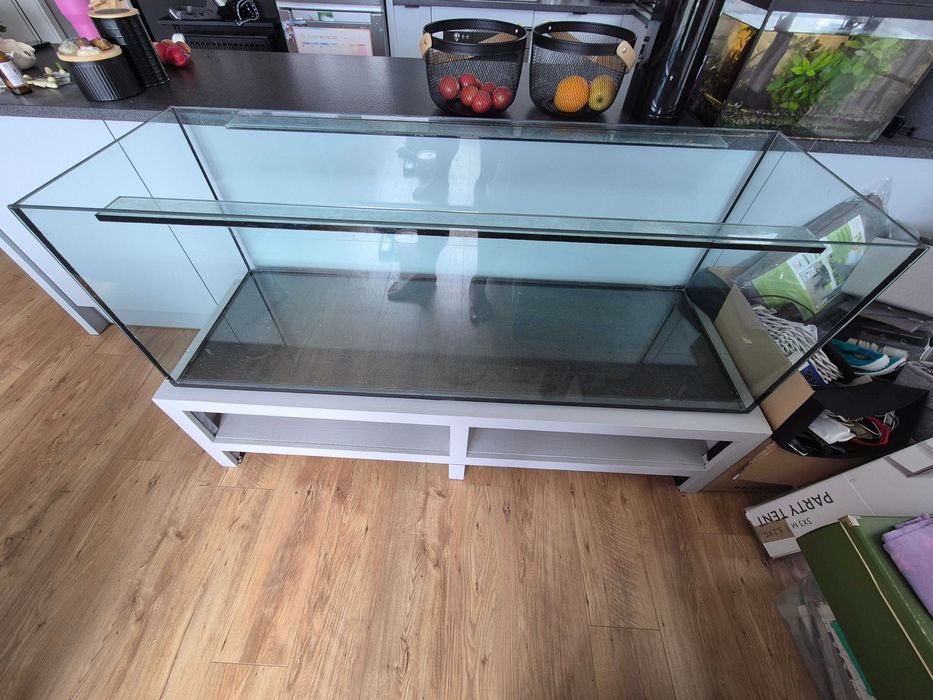 Terrarium wysokość (51cm)x szerokość (50) x długość (149cm)