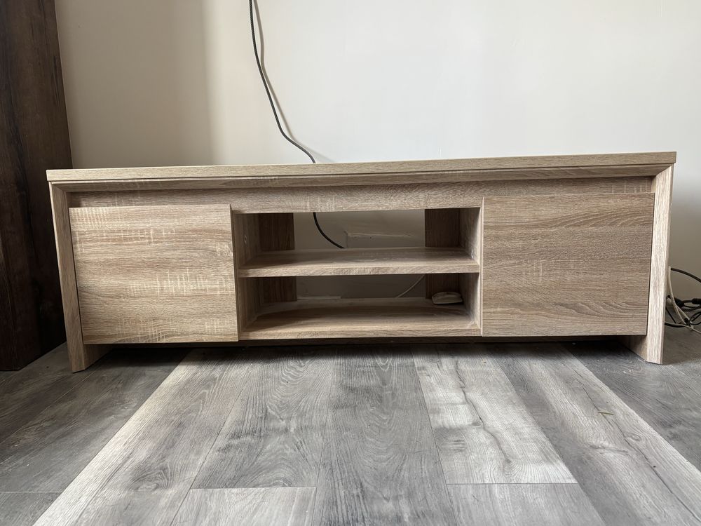 Szafka pod telewizor