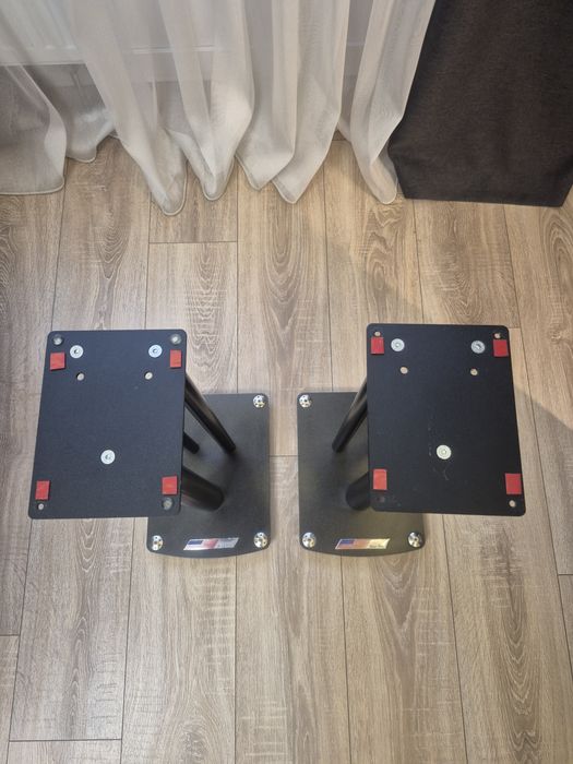 Подставки , стойки для полочной акустики