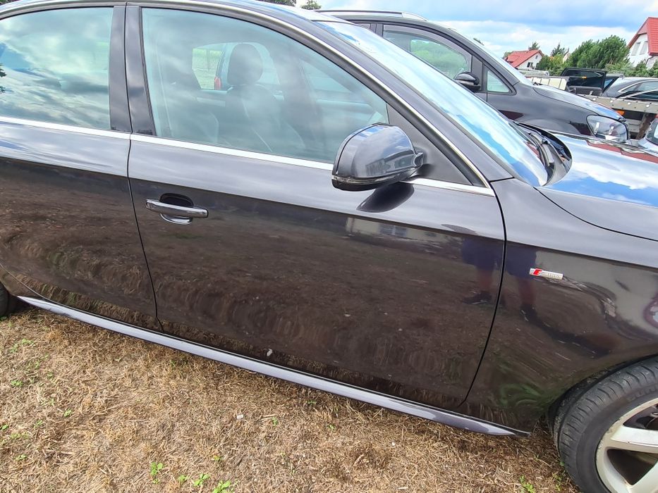 2szt LISTWY SLINE progowe LEWA +PRAWA Audi A4 B8 2009r LZ7L