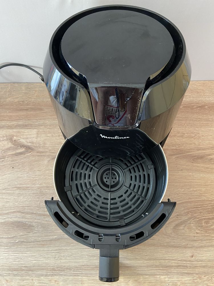 Frytkownica beztluszczowa Airfryer Moulinex EZ4018