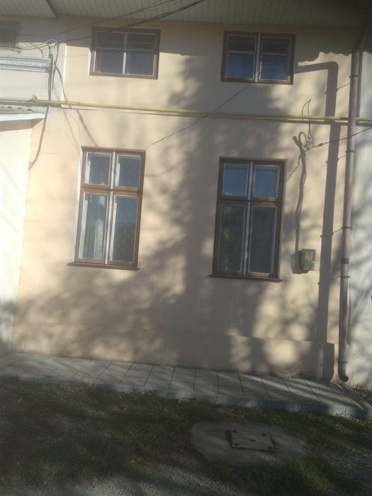 Продам квартиру в центрі міста Скала-Подільська