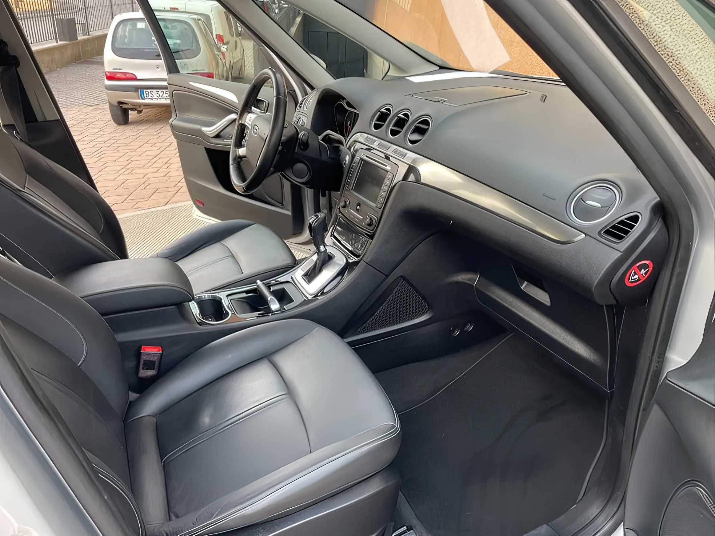 2014 Ford Galaxy  Titanium