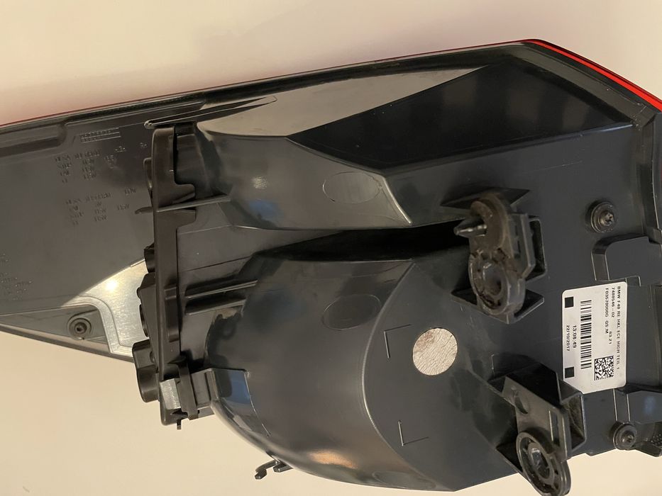 BMW X1 F48 – Óptica Traseira Direita (Exterior)