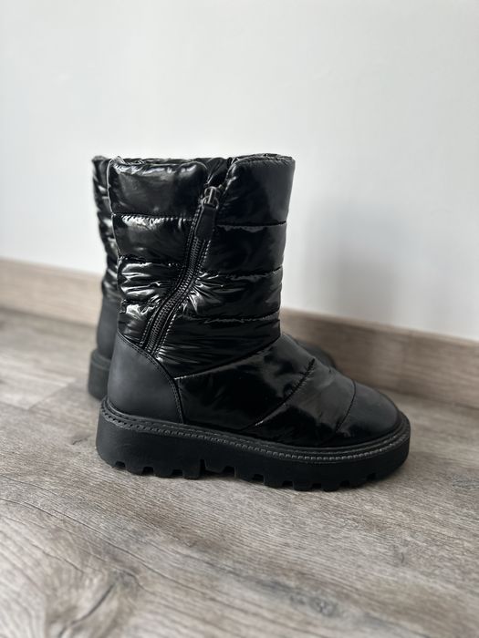 Ботинки женские зимние черные