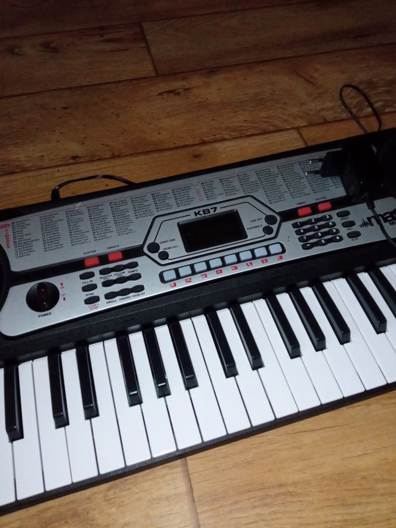 Keyboard, pianino elektryczne