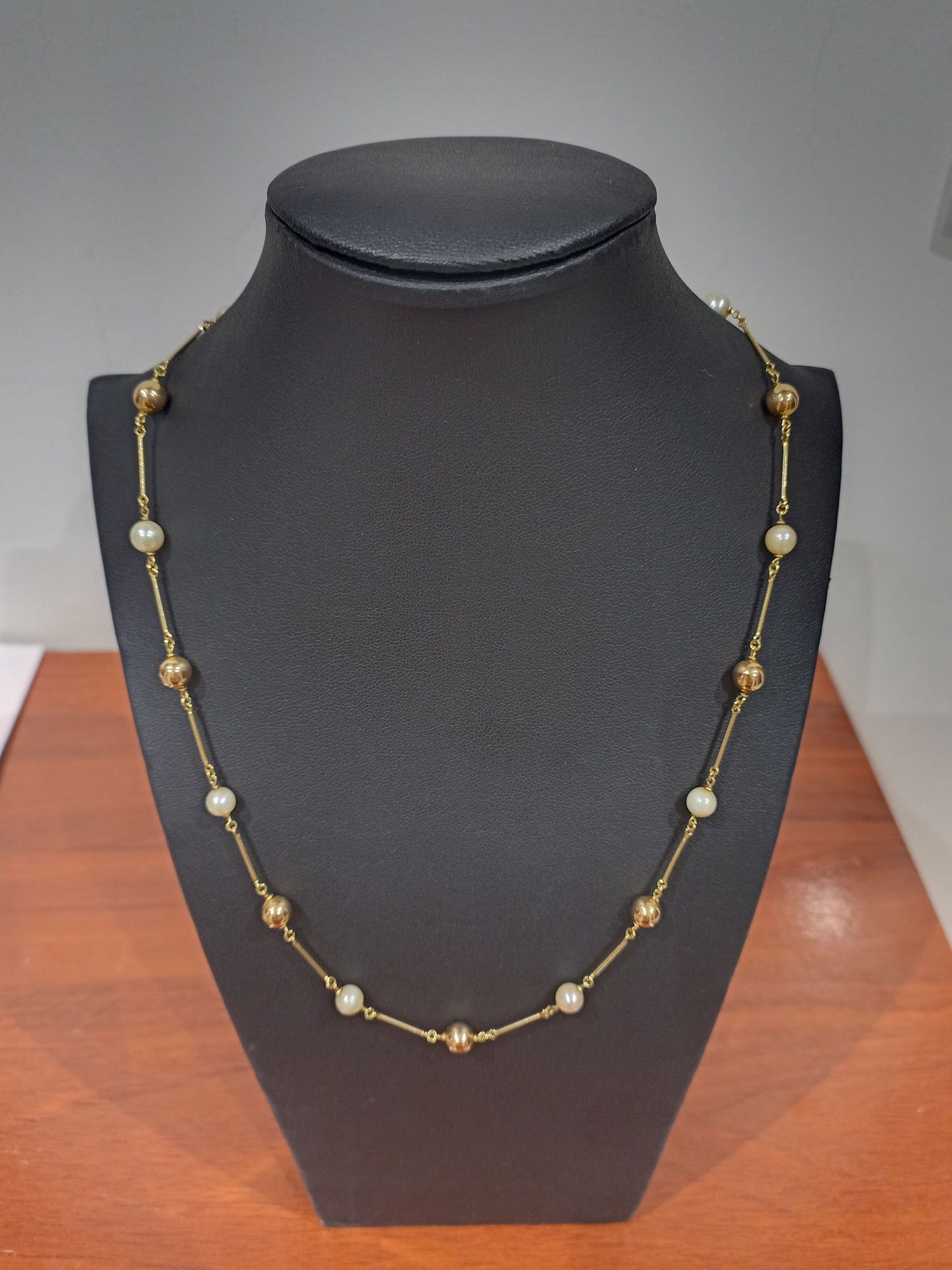 Colar e Pulseira em Ouro 19,2K com Pérolas Naturais
