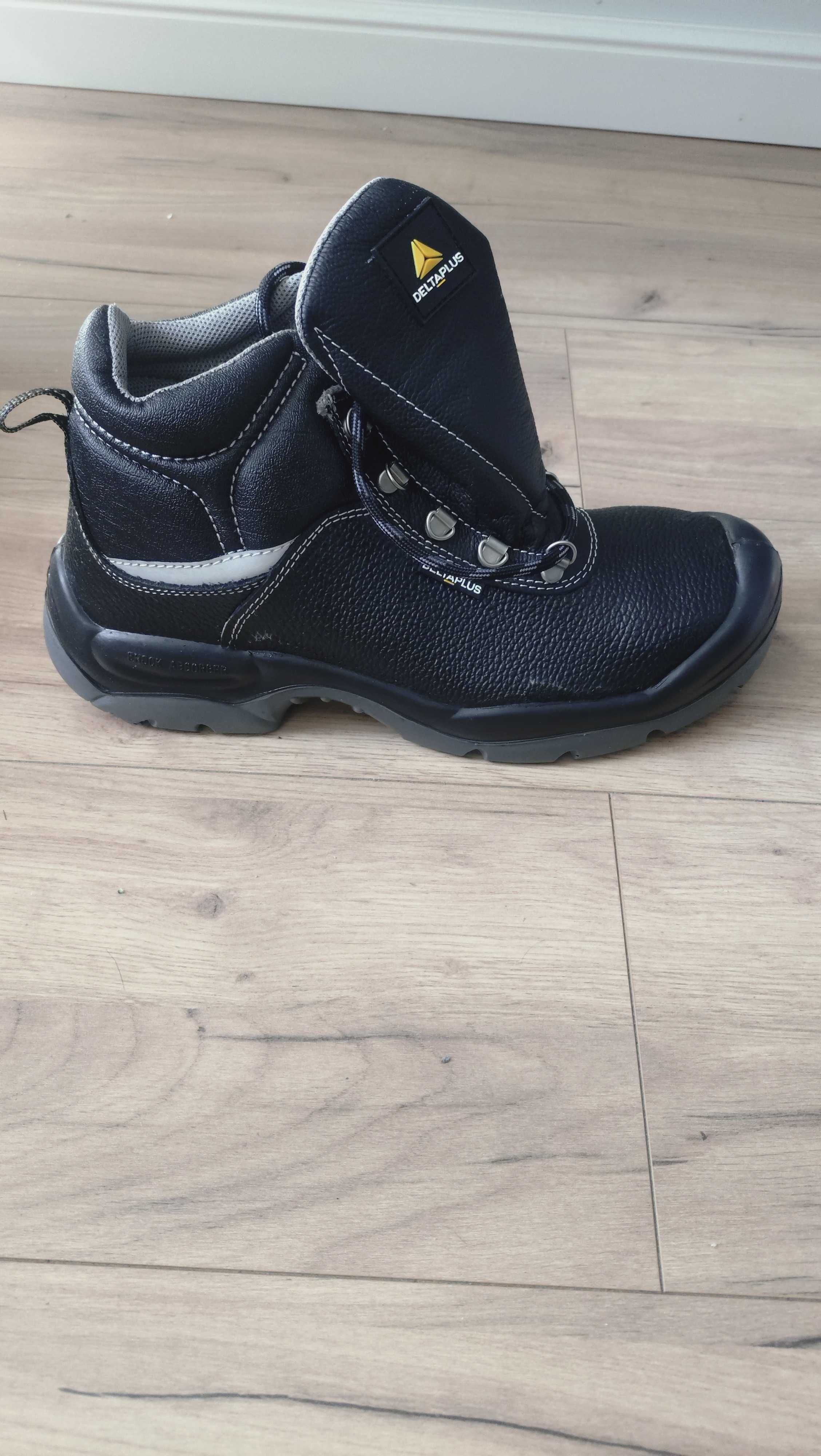 Nowe buty robocze Delta plus r.43
