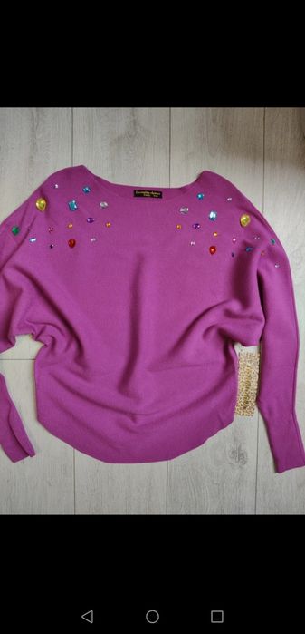 Sweter damski piekny nowy nietoperz S M