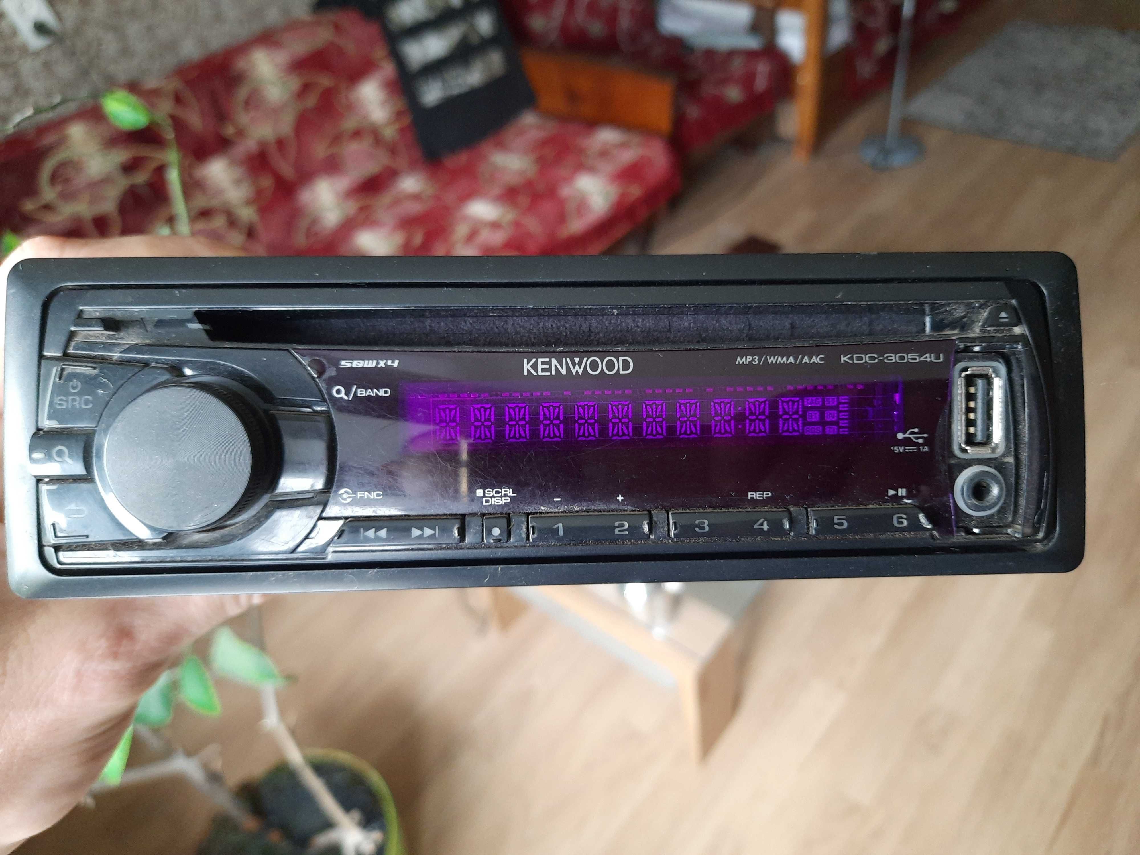 Магнитола Kenwood KDC 3054.Оригинал.Ідеальний стан.AUX,USB,Mp3,CD!Торг