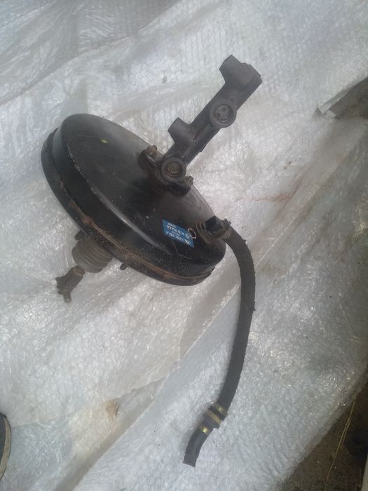 Вакумный усиллитель БМВ.