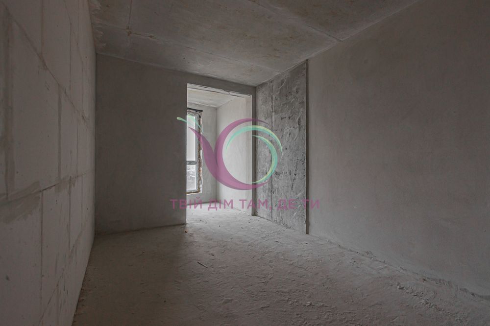 Продаж 1-кімнатної квартири в новобудові без ремонту, Франківський р-н