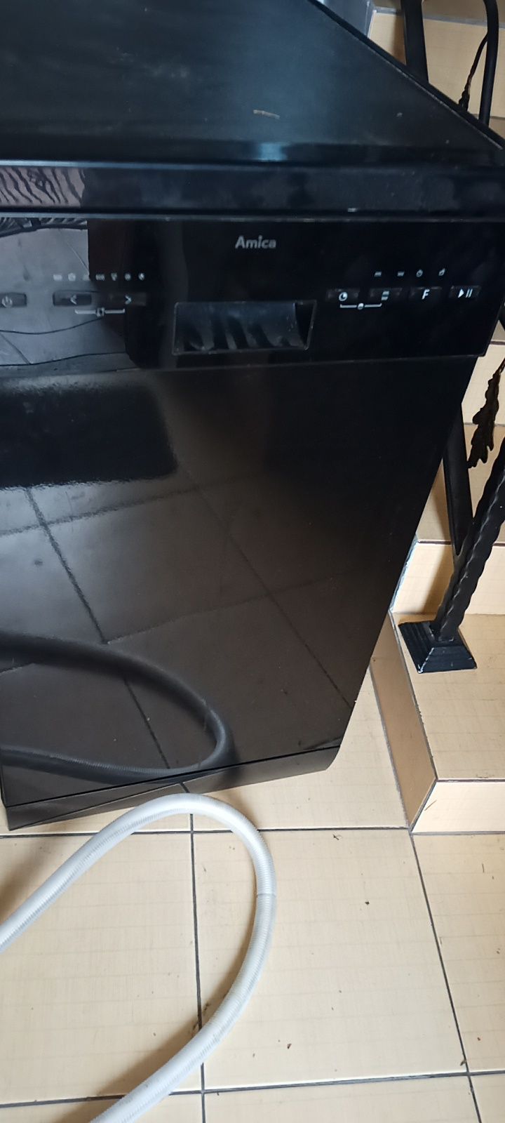 Trzy zmywarki, Amica45,  bosch45, Ariston 60, uszkodzona elektryka..