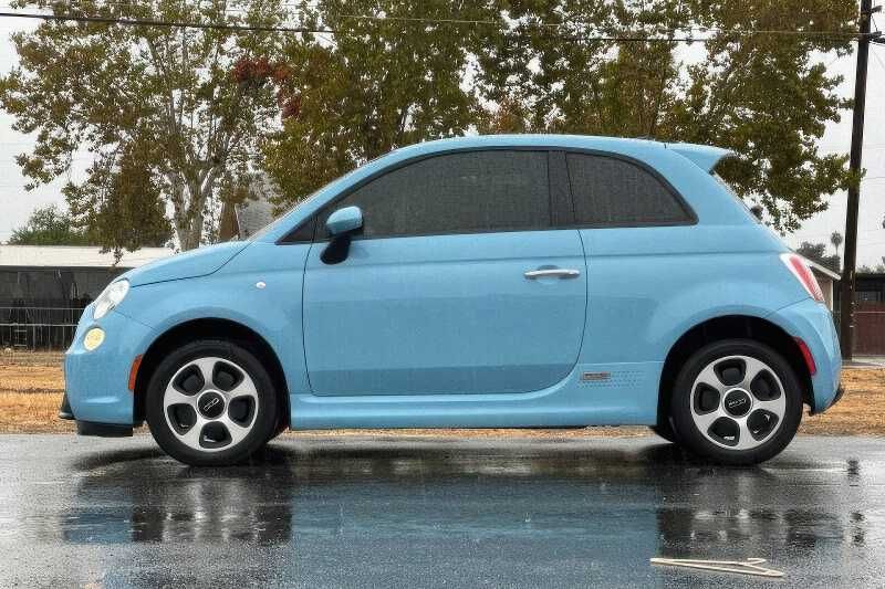 2017 FIAT   500e
