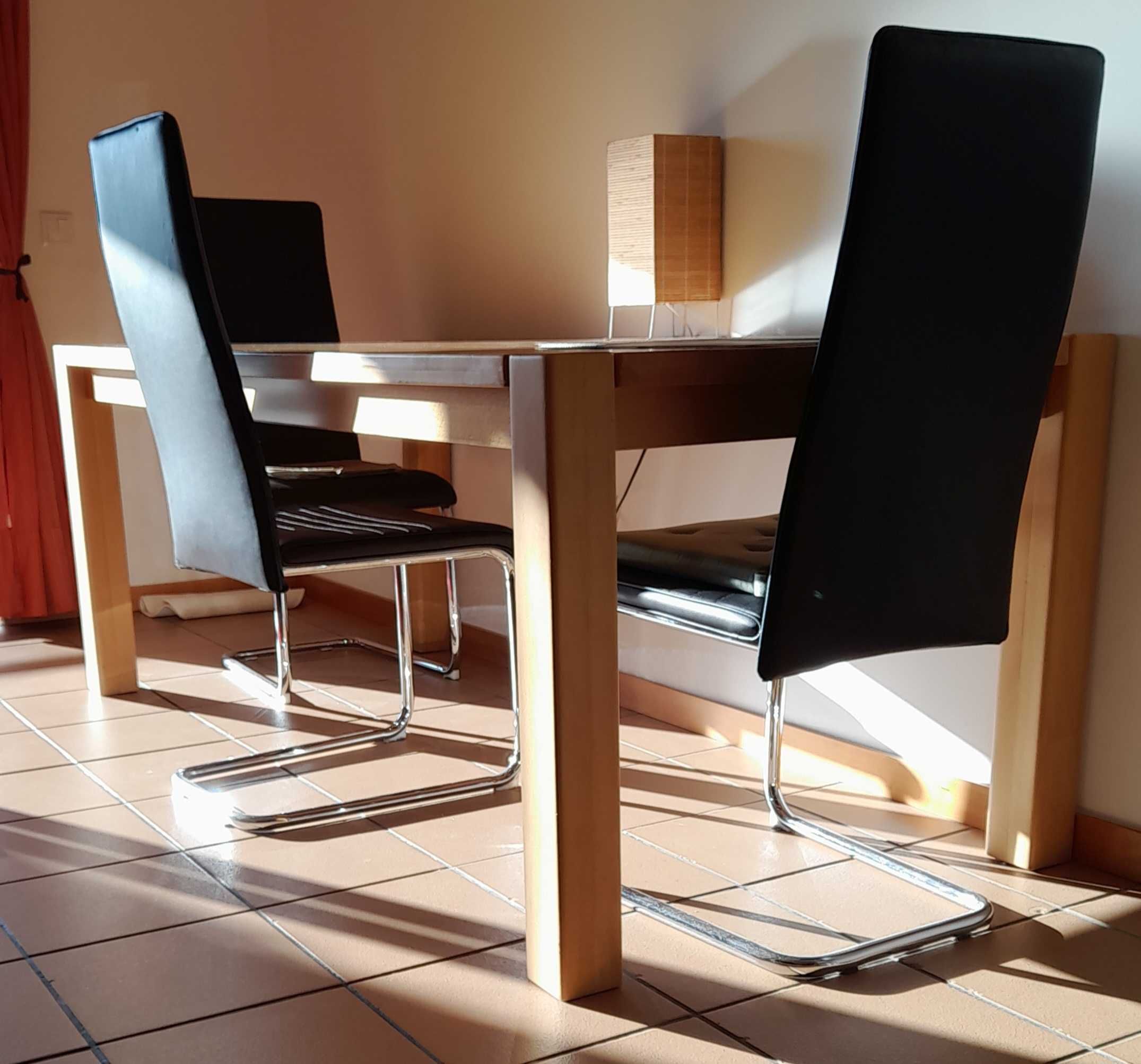 Dining Table + Bench seat   (Mesa de Jantar + Banco)